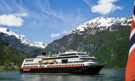 Hurtigruten celebrates Norway’s reopening