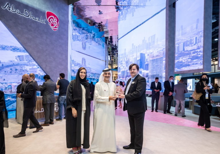 SAUDIA wins Best Stand Design and People’s Choice Award at ATM 2022