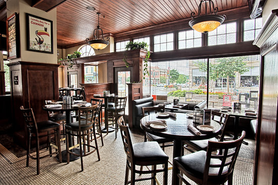 Historic Darlinghurst Pub Reborn as The Strand Bistro, Hotel & Rooftop