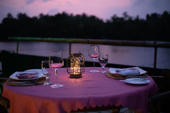 From Sri Lanka’s First Eco Riverboat to Chasing the Waves on the East Coast – Jetwing Villas Has Something for Everyone