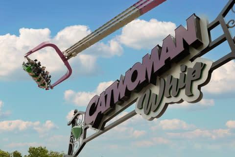 Six Flags St. Louis Kicks Off Summer Season with the New CATWOMAN Whip and Adventure Cove