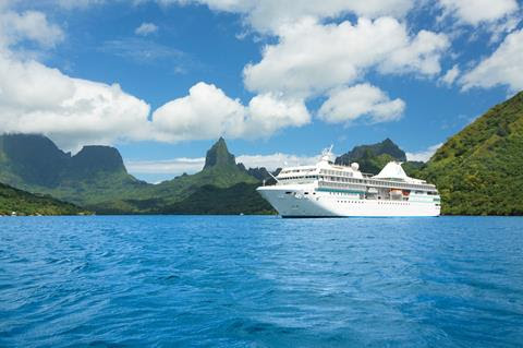 Dreamy, luxurious cruise through the tropical islands of Tahiti in 2023