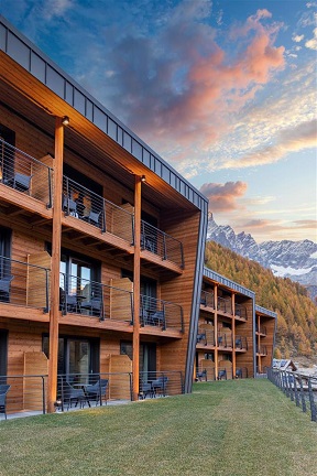 In The Shade Of Matterhorn A New Realization By Concreta In A Five-Star Hotel