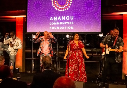 Voyages Indigenous Tourism Australia Hosts Inaugural Fundraiser Dinner for   Aṉangu Communities Foundation