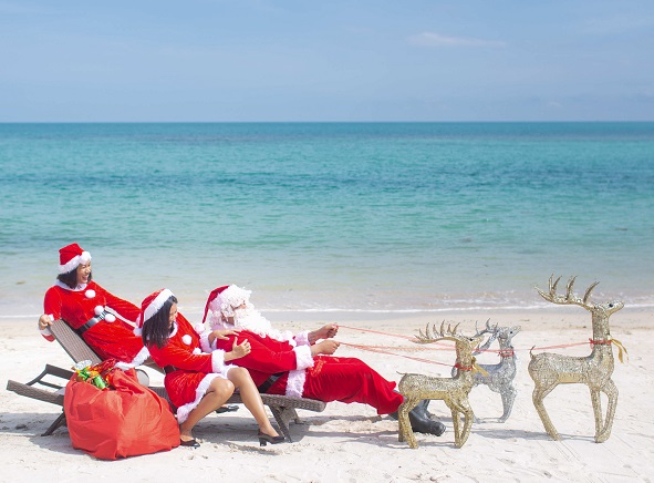 Dazzle Amid Tropical Splendour this Festive Season  with Anantara Resorts in Koh Samui and Koh Phangan