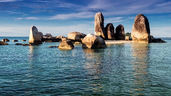 Belitung Island Indonesia – One of Indonesia’s “Ten New Travel Destinations”  Host of the September G20 Development Ministerial Meeting