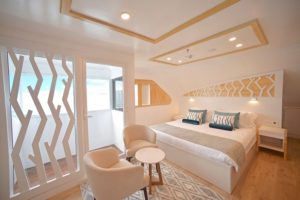 Sea-Star-Balcony-Suite