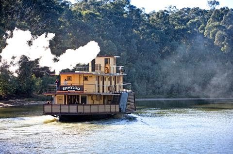 Support Echuca by visiting and cruising the Murray
