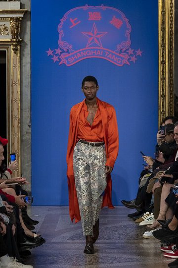 SHANGHAI TANG makes menswear runway debut at the 2023 Fall/Winter Milan Fashion Week “REUNION”