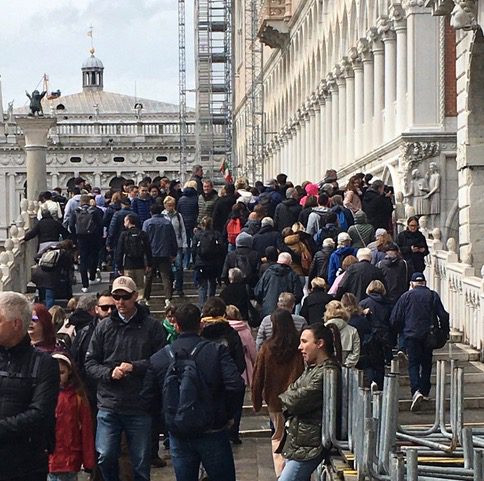 Unveiling Venice’s Tourist Overcrowding Crisis