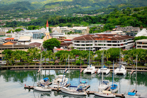 Eco-Luxury Charter: Catamaran Sailing in Tahiti and Greece