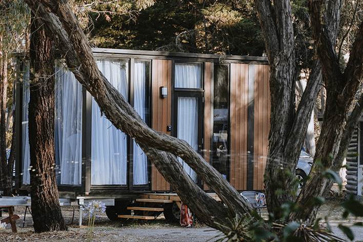 Grampians Bliss: Discover Victoria’s Tiny House Escape!