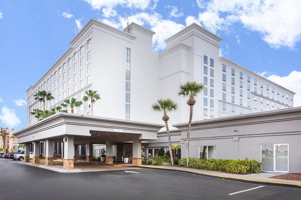 Revamped Paradise: Holiday Inn’s Universal Orlando™ Oasis