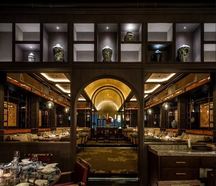 Mott 32: A Culinary Gem Sparkles in Dubai!