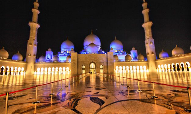 Debunking Abu Dhabi: Myths vs. Mesmerizing Reality!