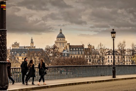 Green Train Rides: Paris’ Sustainable Fall Getaway