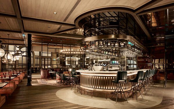 Gordon Ramsay’s Culinary Triumph: The Londoner Macao’s Pub & Grill!