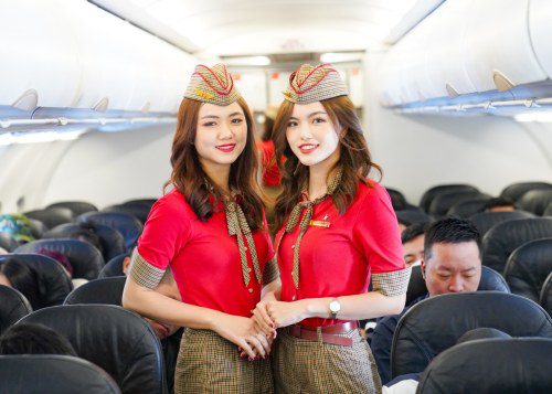 Vietjet Nears Goal: $100M Q3 Surge Boosts Annual Revenue!