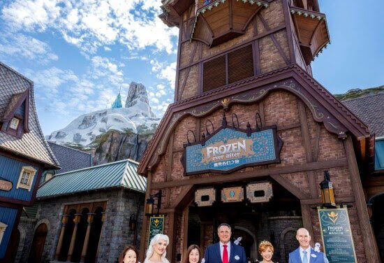 Blue Cross Partners with Hong Kong Disneyland for Frozen Ever After Spectacle!