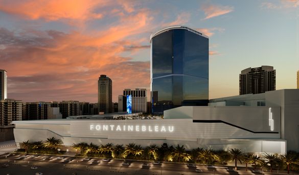 Fontainebleau Vegas: First Bite of Luxury Dining!