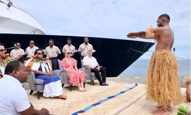 Fiji Welcomes MS Caledonian Sky in Grand Ceremony