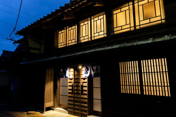Tradition-Inspired Fukui Stays: Mikuniminato Townhouses