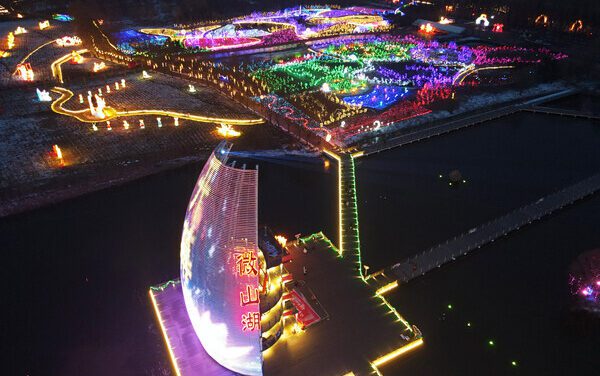 Tengzhou’s Spectacular Chinese New Year Light Show