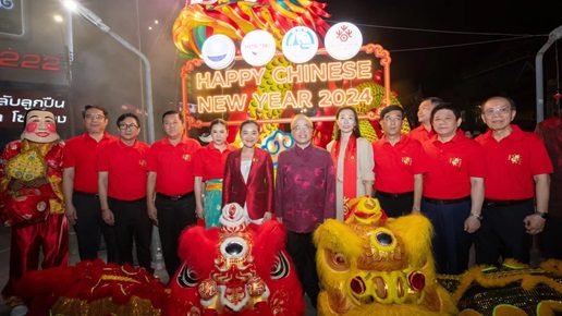 Thailand’s Dazzling Tribute to China: A New Year Fiesta!