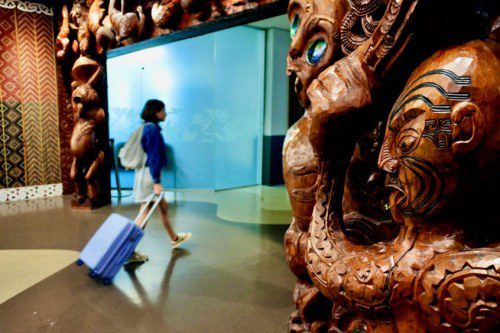 EZZ & DFS Auckland Thrive with Returning China Tourists!