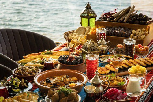 QE2 Hotel’s Iftar Al Malika: A Royal Ramadan Feast!