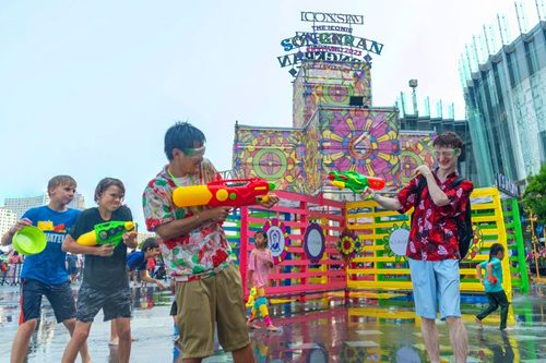 Bangkok’s Songkran Fest Sparks Worldwide Buzz!