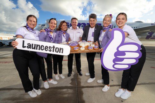 Bonza Connects Sunshine Coast & Launceston for Foodie Delight