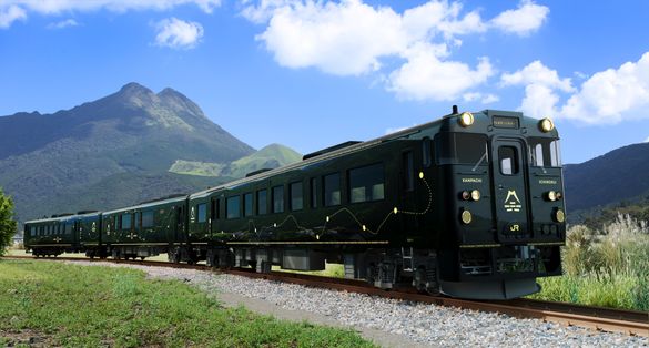 Explore Japan: New Sightseeing Train in the South!