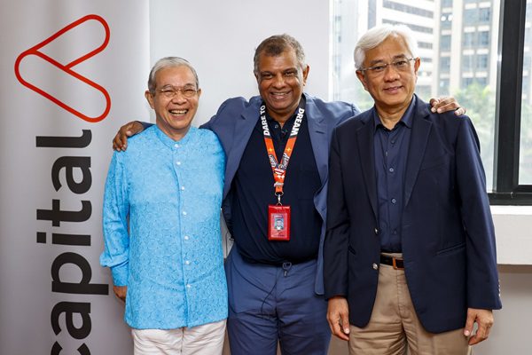 Tony Fernandes Returns to AirAsia for Global Growth Push