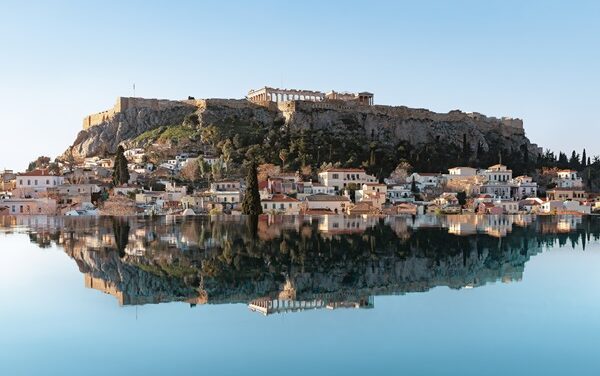 Athens’ Dolli Hotel: A Modern Gateway to Ancient Wonders