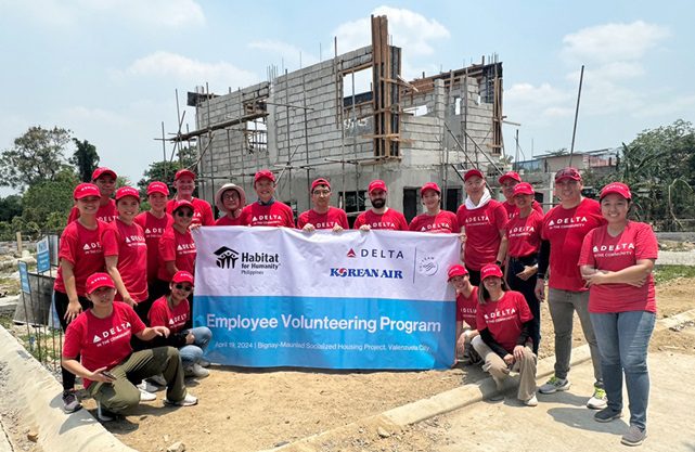 Korean Air, Delta Volunteers Build Homes in Valenzuela!