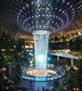 Jewel Changi Airport: 5th Anniversary Amid Visitor Recovery!