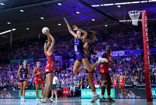 Oaks Hotels Teams Up with Suncorp Super Netball League!