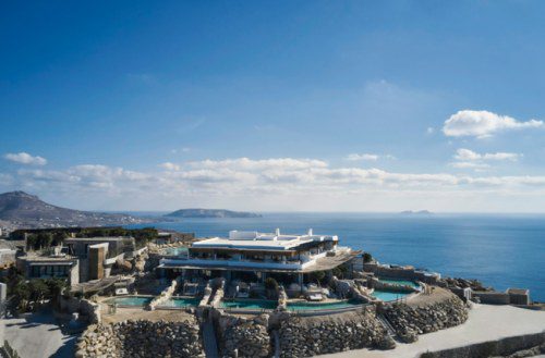 Perfect Mykonos Spots for Multigenerational Fun!