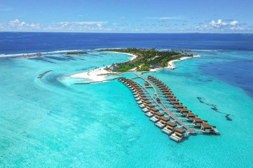 Kuda Villingili Resort Maldives Up for Condé Nast Award