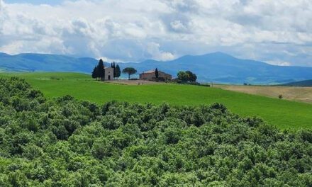 Explore Tuscany by Bike: Eco-Friendly & Avoid Overtourism