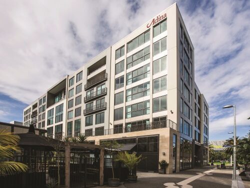 Hot Hotel Deals: Canberra and Auckland Specials!