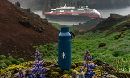 HX & Ocean Bottle Team Up Against Ocean Plastics!