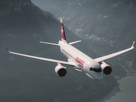 SWISS Airlines Soars with CHF 264M in First-Half Earnings!