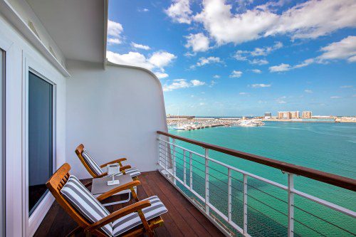 Romantic Voyage on Queen Elizabeth 2 Awaits You!