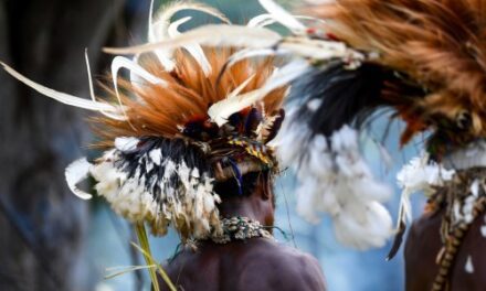 Save Big on Luxe Papua New Guinea Voyage: Up to A$12,400 Off!