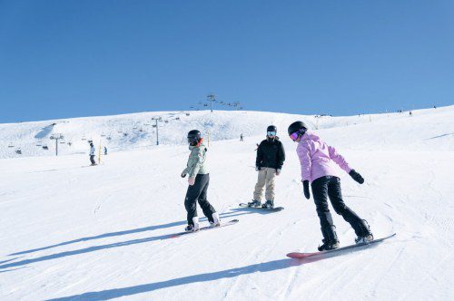 Save Big on Slopes: Epic Australia Pass ‘Bring a Mate’ Deal!