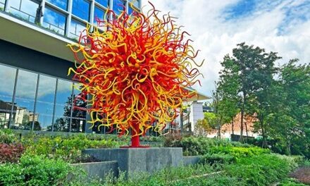 Dale Chihuly’s ‘Singapore Sun’ Shines at One Holland Village