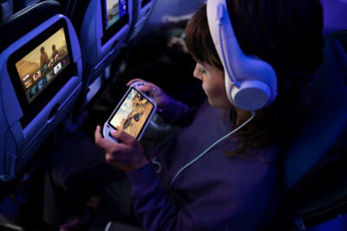 United Airlines Partners with Starlink for Free Inflight Wi-Fi