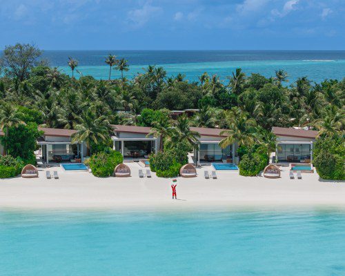 1-Santa Claus_Kuda Villingili Beach-9